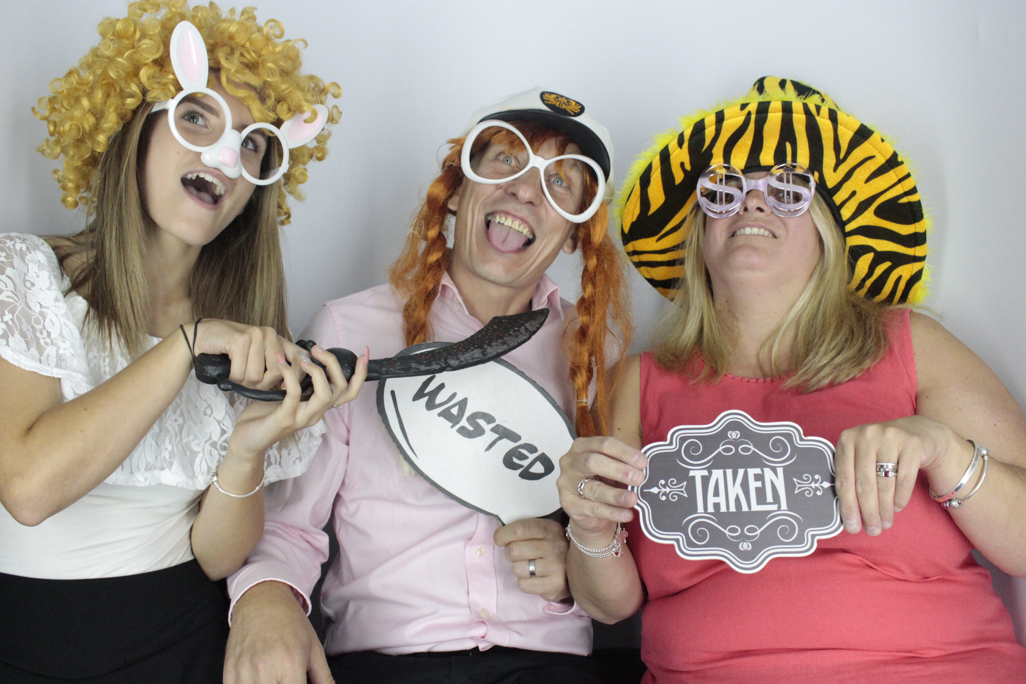  Heather & Daniel's Wedding | View more photos from the event at gallery.myphotoboothexperience.co.uk/u/MyPhotoBoothExperienceLtd/Heather-Daniels-Wedding